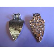 Pendant Metal